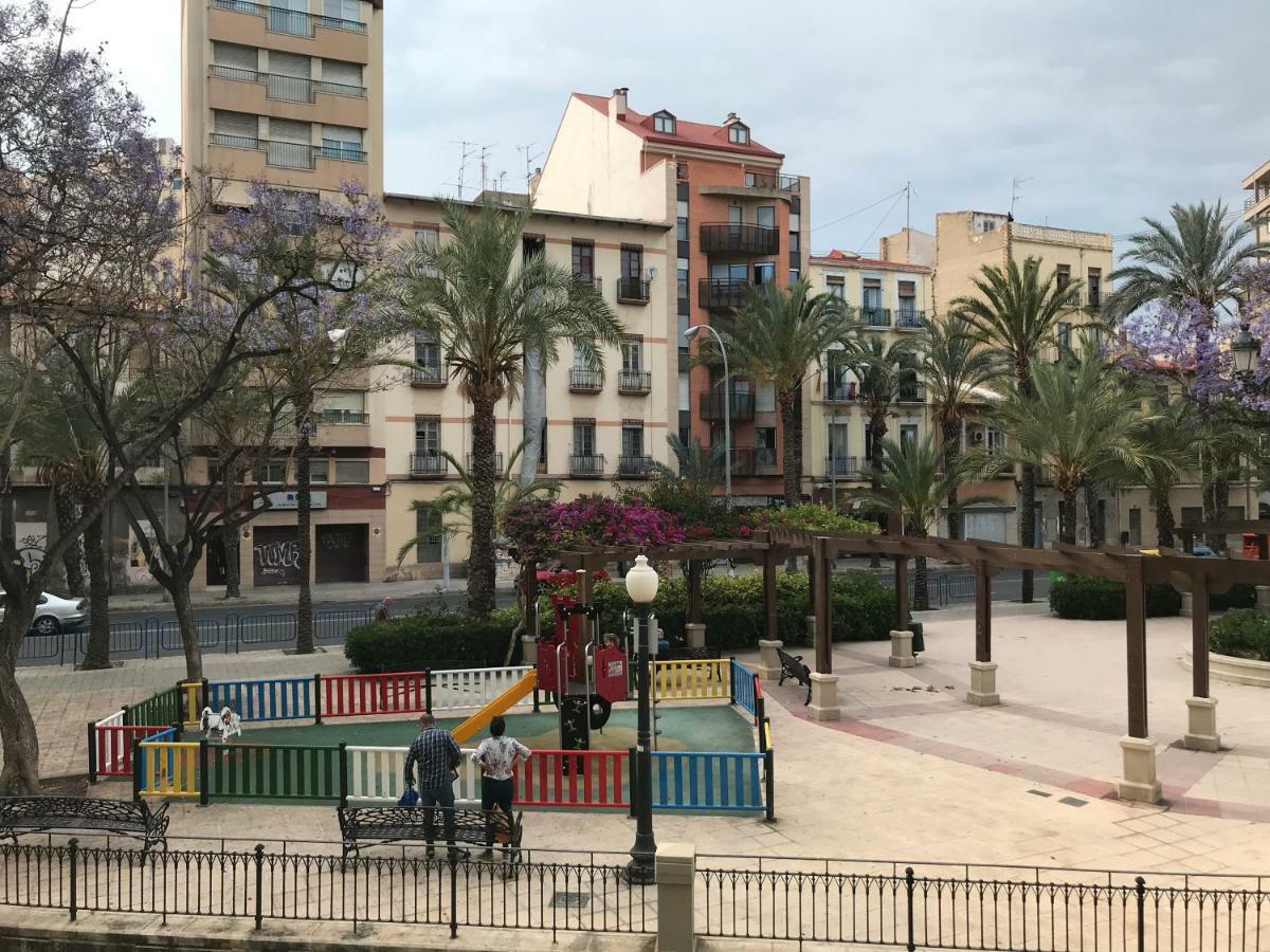 La Casa De Los Espejos Alicante Exteriér fotografie